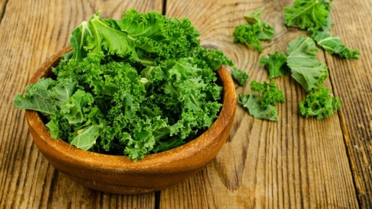 Amazing Health Benefits of Eating Kale Daily