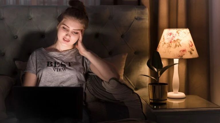 Evening Habits of People Who Struggle to Find True Happiness