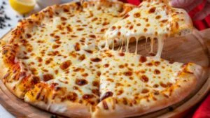Homemade White Clam Sauce Pizza