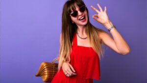 Zodiac Signs That Love Giving Gifts to Friends